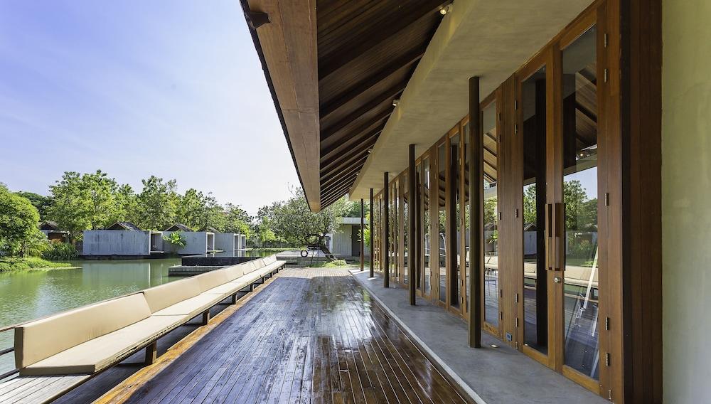 Into The Forest Resort Bangkok Exterior foto