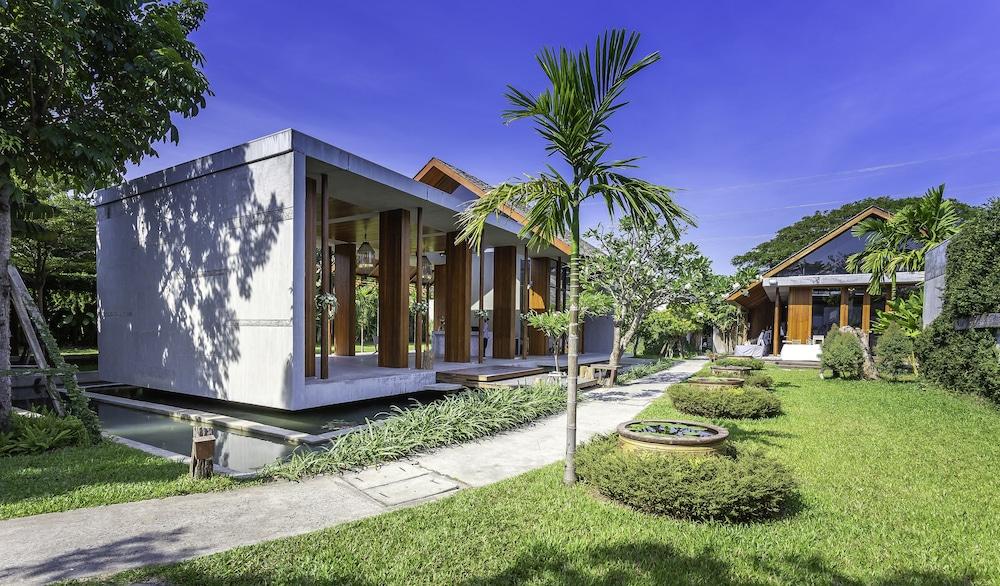 Into The Forest Resort Bangkok Exterior foto