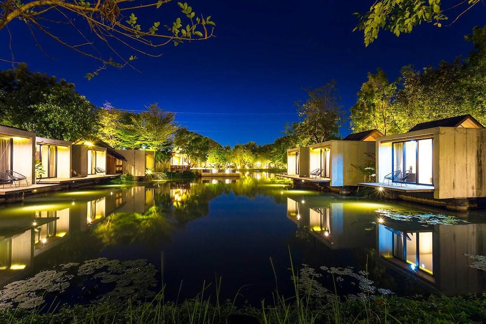 Into The Forest Resort Bangkok Exterior foto