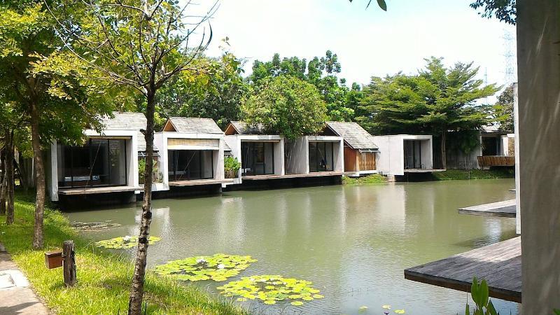 Into The Forest Resort Bangkok Exterior foto